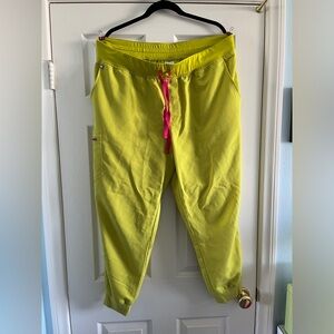 Figs Zamora jogger scrub pant size 3XL in Limeade
